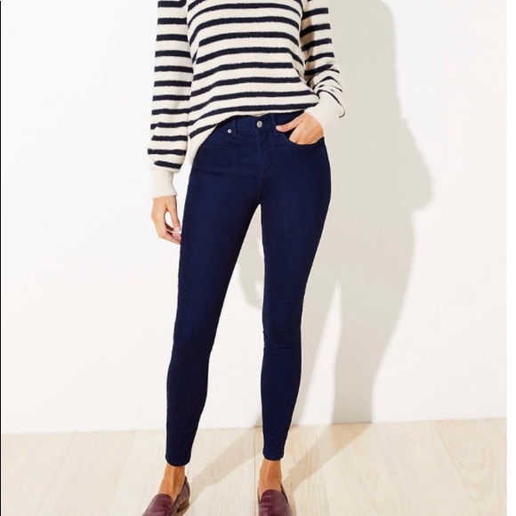 LOFT Pants - NWT the Loft cozy denim leggings size 4